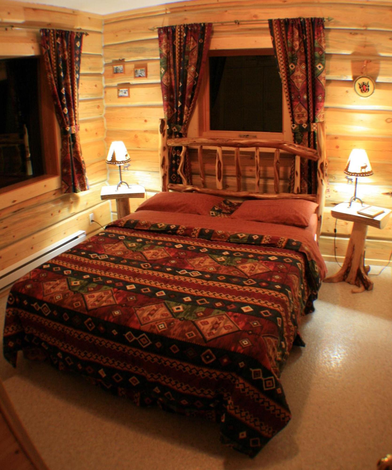 Mica Mountain Lodge & Log Cabins Tête Jaune Kültér fotó