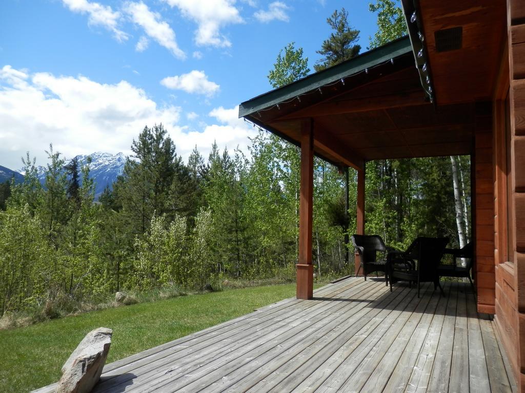 Mica Mountain Lodge & Log Cabins Tête Jaune Kültér fotó